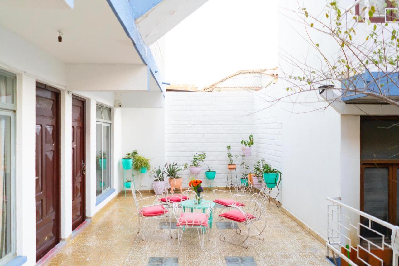 Hostal Zeballos Tarija Buitenkant foto
