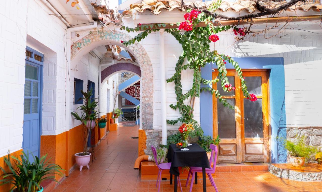 Hostal Zeballos Tarija Buitenkant foto