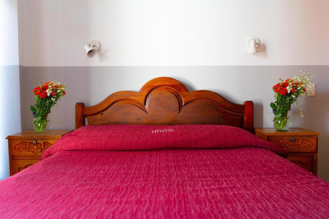Hostal Zeballos Tarija Buitenkant foto