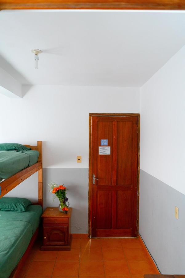 Hostal Zeballos Tarija Buitenkant foto